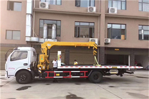 松原附近汽车轮胎更换