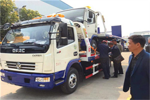 松原汽车道路救援拖车价格